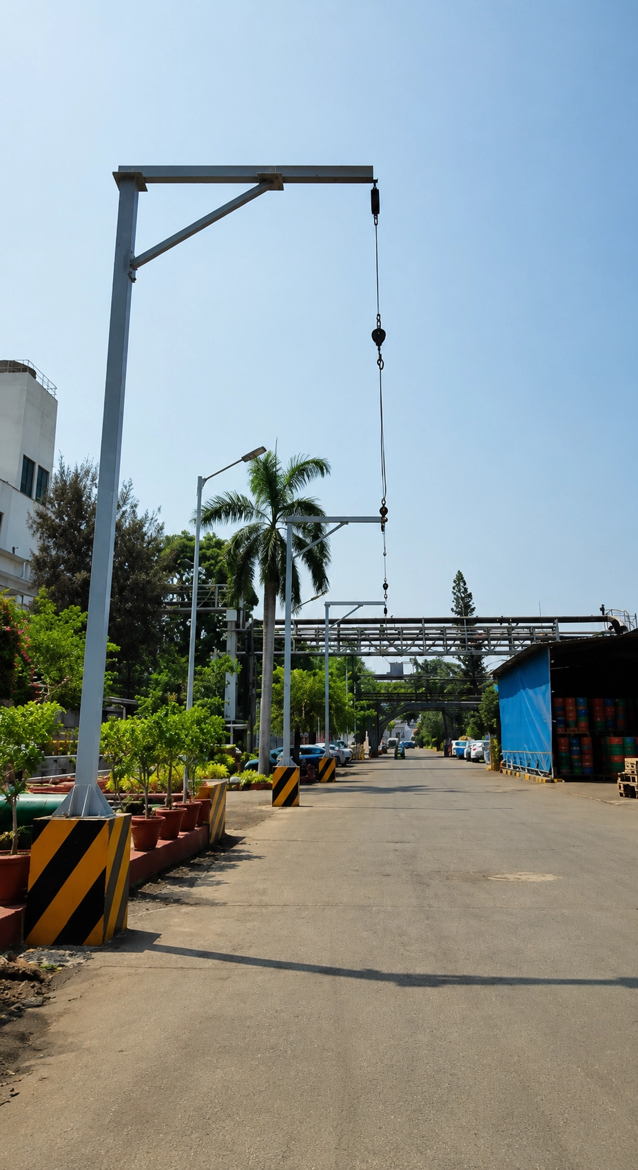 Cantilever horizontal line support zone